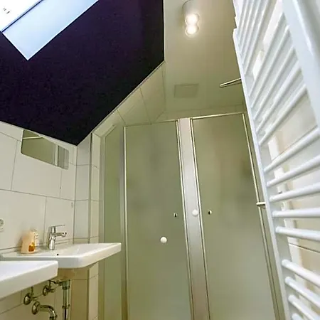 Hostel Old Kings Design