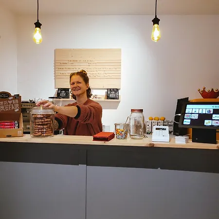 Old Kings Hostel By #Feelsliketravel - Small Cozy Home-Vibe Stay Hostal *