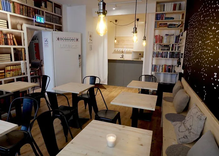 Old Kings Design Hostel *