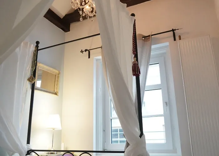 Old Kings Design Hostel *